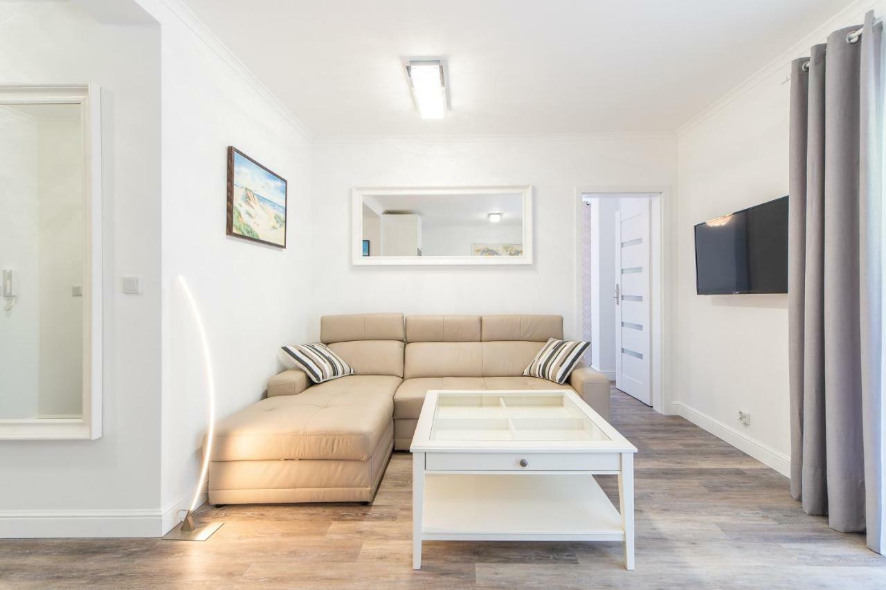 Kolorowe Balkony - Stylowy Apartament Nad Morzem By Noclegi Renters Мендзиздроє Екстер'єр фото